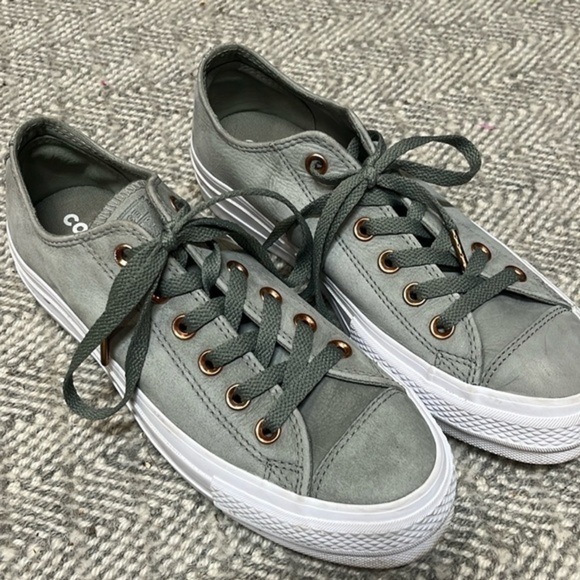 Converse Shoes - Converse‎ CTAS Clean Lift OX Dark Stucco sage & gold Leather women size 8